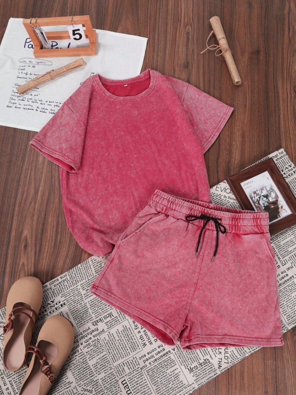 Red Street Korean Women's Y2K Short Sleeve Neck T-Shirt & Shorts Set